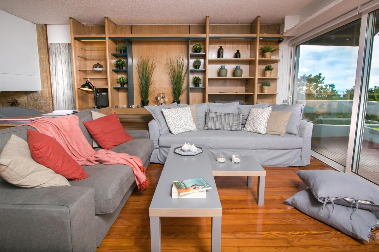 One-Of-A-Kind Athens Riviera Apartment Exterior photo